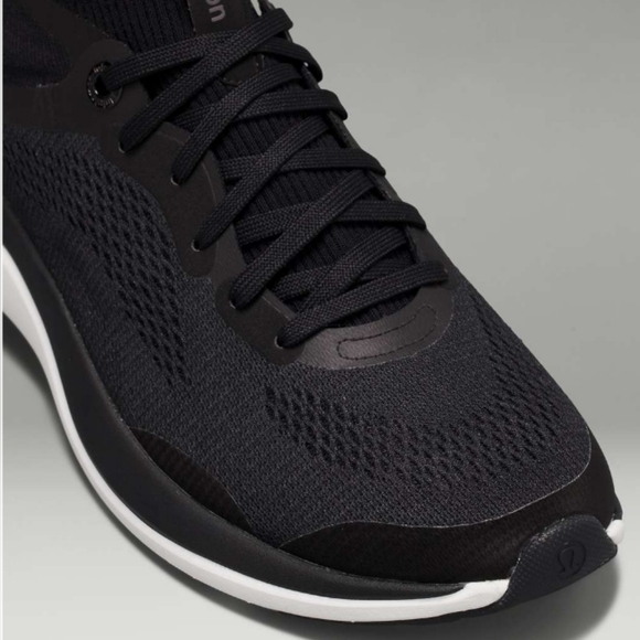 Lululemon Chargefeel Mid Womens Workout Shoe In Black/Anchor/White Size 9.5 - Picture 6 of 17